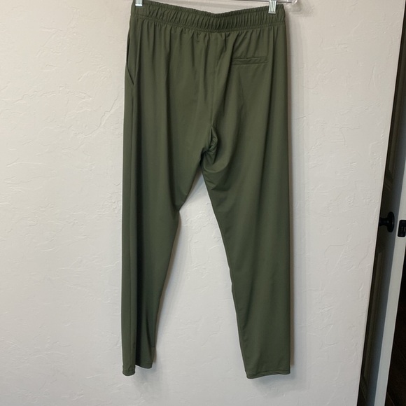 Zyia green nylon athletic pants size small. - Picture 7 of 10